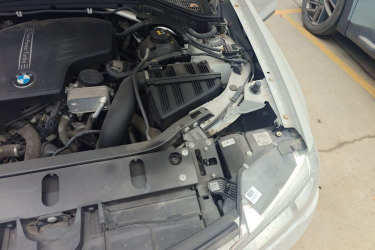 Used BMW X3 2016 sDrive20i Engine Bay Left