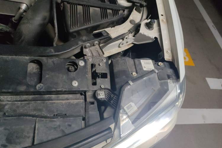 Used BMW X3 2016 xDrive20i M Sport Edition Engine Bay Left