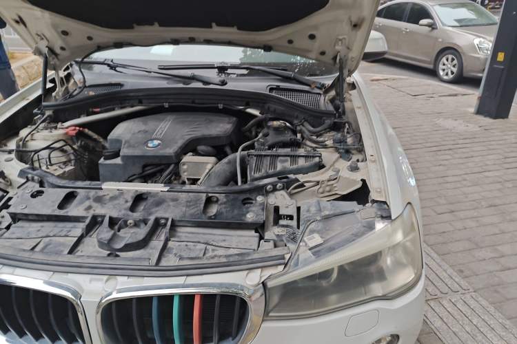 Used BMW X3 2016 sDrive20i Engine Bay Left