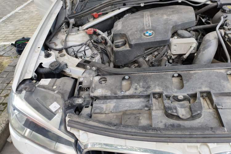 Used BMW X3 2016 sDrive20i Engine Bay Right