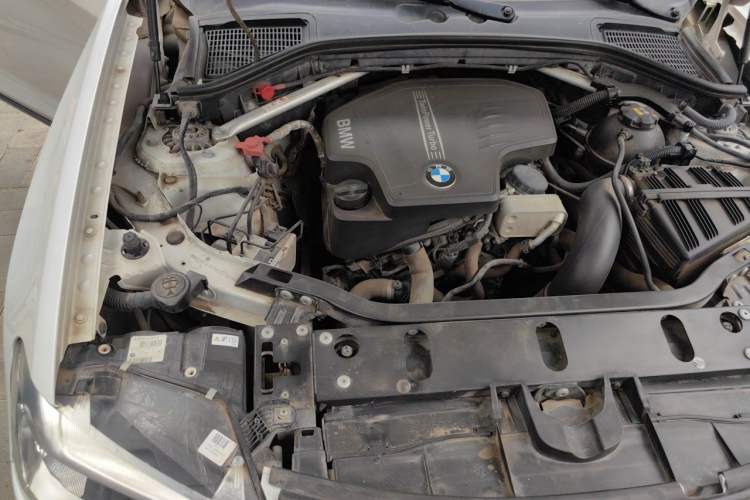 Used BMW X3 2016 sDrive20i Engine Bay Right