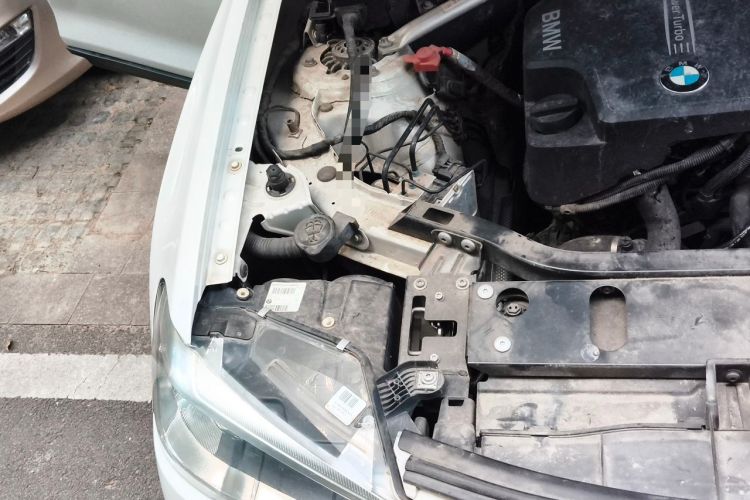 Used BMW X3 2016 sDrive20i Engine Bay Right