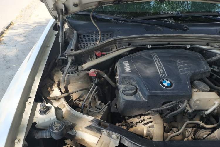 Used BMW X3 2016 sDrive20i Engine Bay Right
