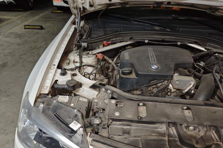 Used BMW X3 2016 sDrive20i Engine Bay Right