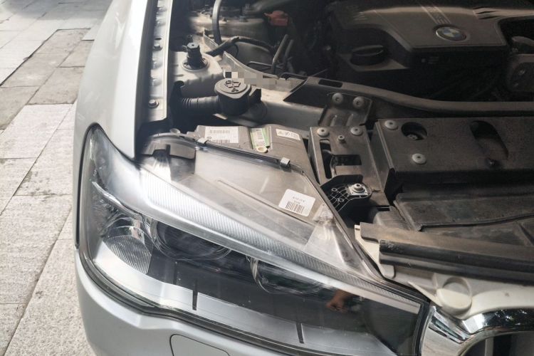 Used BMW X3 2016 sDrive20i Engine Bay Right