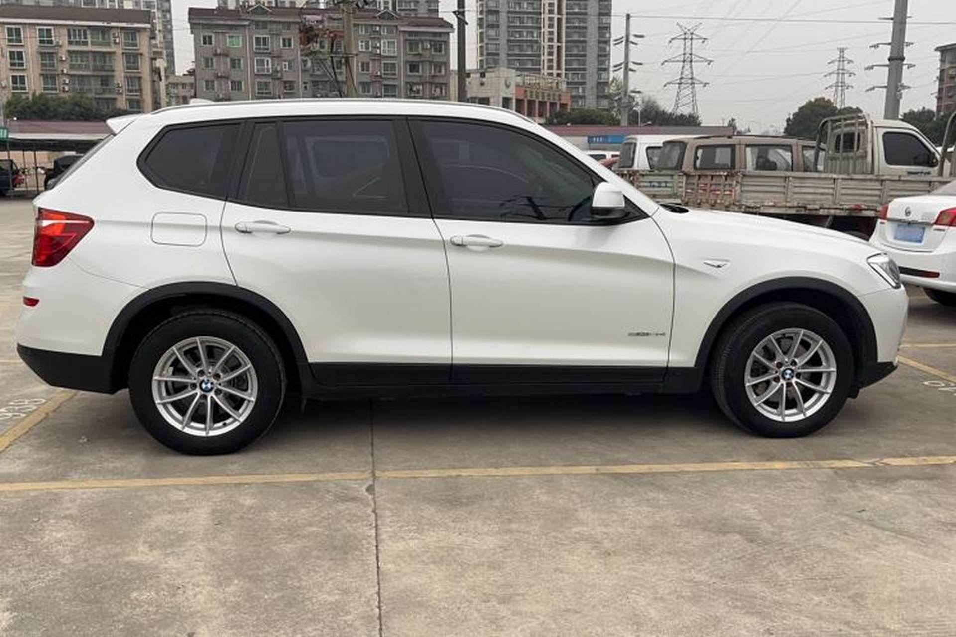 Used BMW X3 2016 sDrive20i Exterior 3