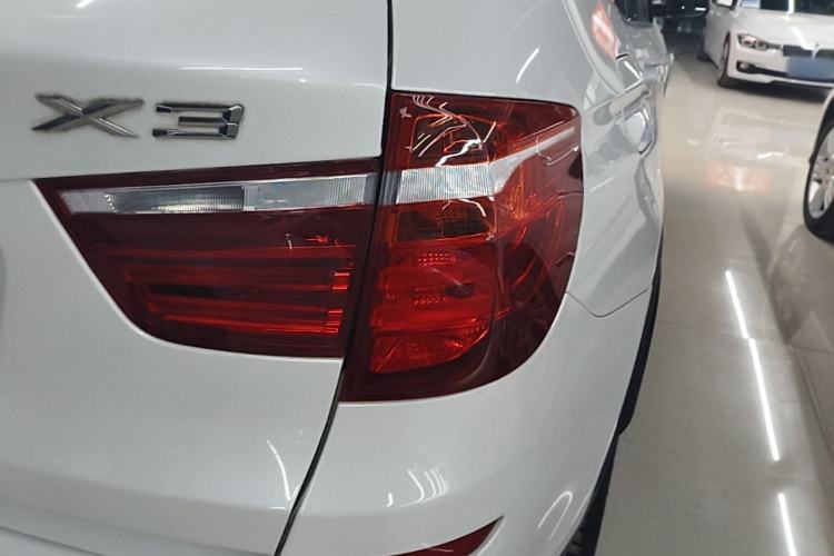 Used BMW X3 2016 sDrive20i Exterior 3