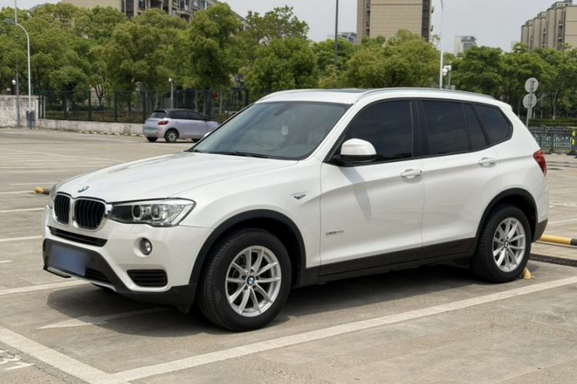 Used BMW X3 2016 sDrive20i Exterior 4