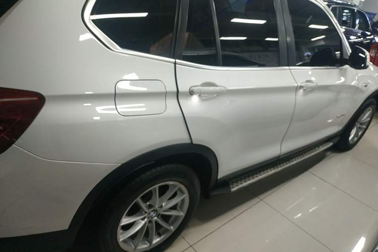 Used BMW X3 2016 sDrive20i Exterior 9