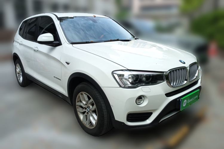 Used BMW X3 2016 xDrive28i Middle East Front Right 45 Deg