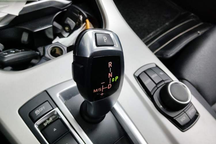 Used BMW X3 2016 sDrive20i Gear Lever