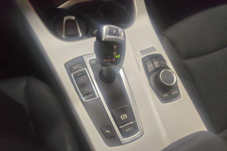 Used BMW X3 2016 sDrive20i Gear Lever