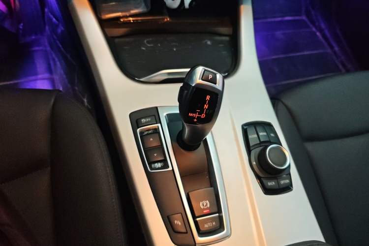 Used BMW X3 2016 sDrive20i Gear Lever