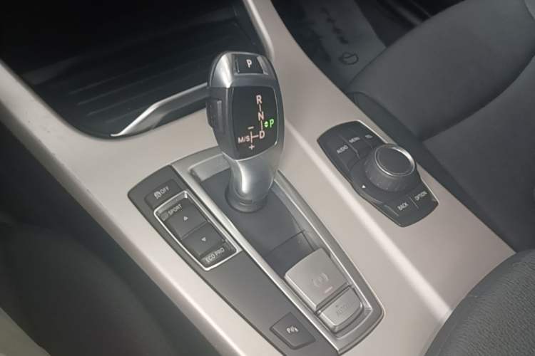 Used BMW X3 2016 sDrive20i Gear Lever