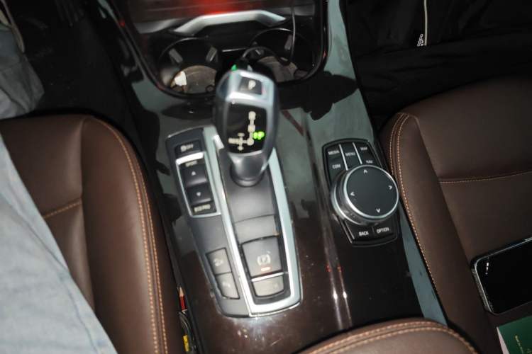 Used BMW X3 2016 xDrive20i M Sport Edition Gear Lever