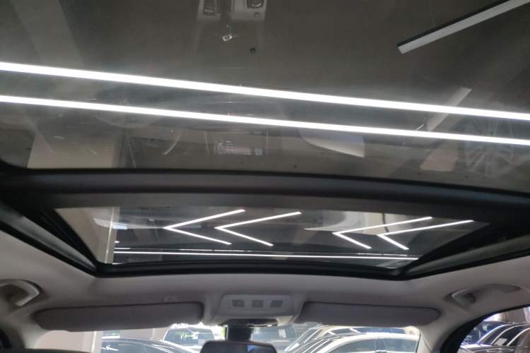Used BMW X3 2016 sDrive20i Headliner