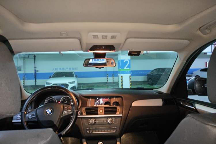 Used BMW X3  Headliner