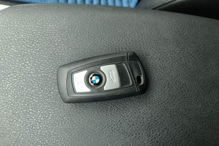 Used BMW X3 2016 sDrive20i Interior 1