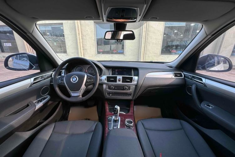 Used BMW X3 2016 sDrive20i Interior 1
