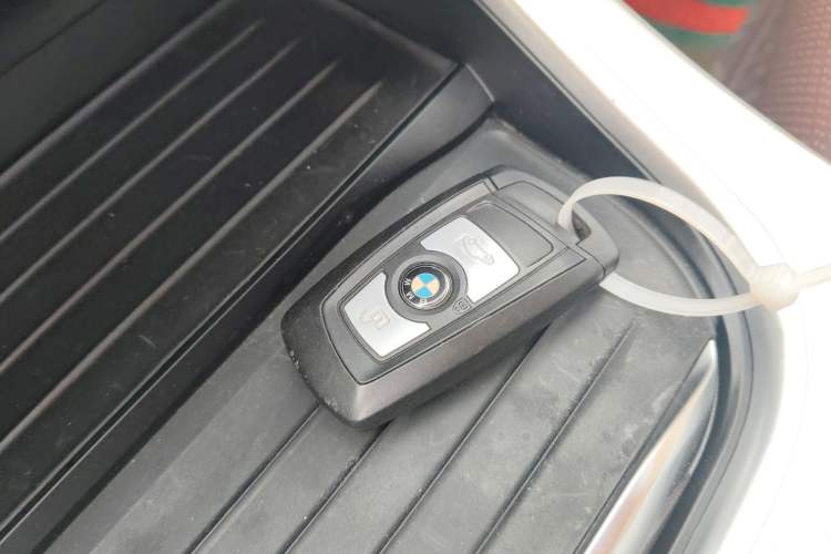 Used BMW X3 2016 sDrive20i Interior 1