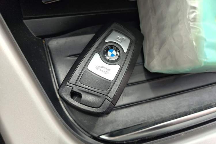 Used BMW X3 2016 sDrive20i Interior 1