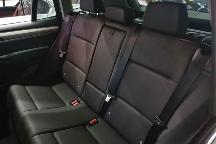 Used BMW X3 2016 sDrive20i Interior 1