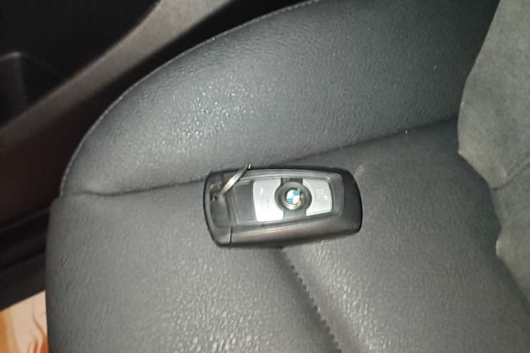 Used BMW X3 2016 sDrive20i Interior 1