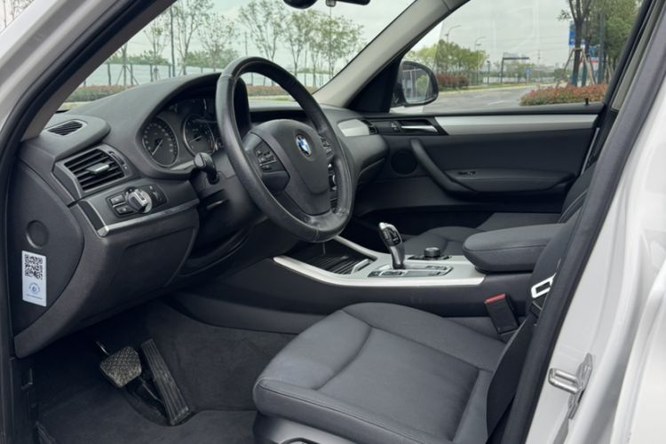 Used BMW X3 2016 sDrive20i Interior 2
