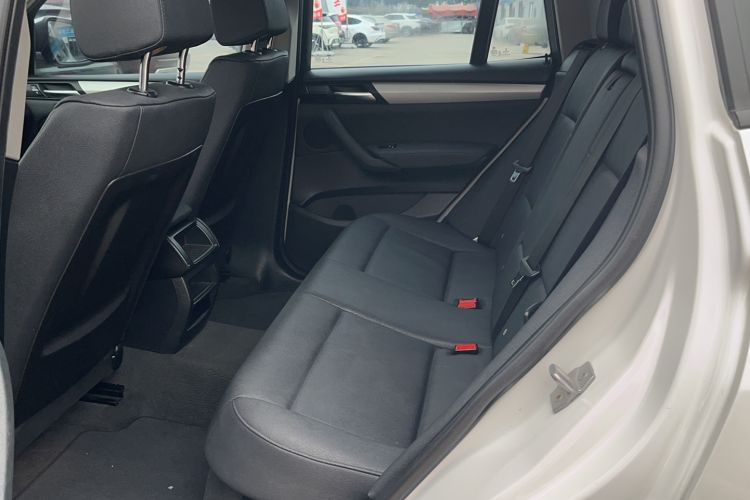 Used BMW X3 2016 sDrive20i Interior 3