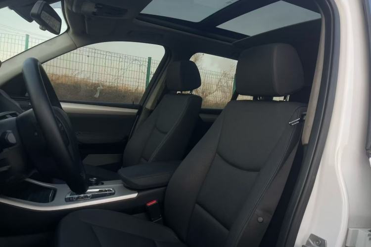 Used BMW X3 2016 sDrive20i Interior 3
