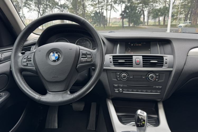 Used BMW X3 2016 sDrive20i Interior 3
