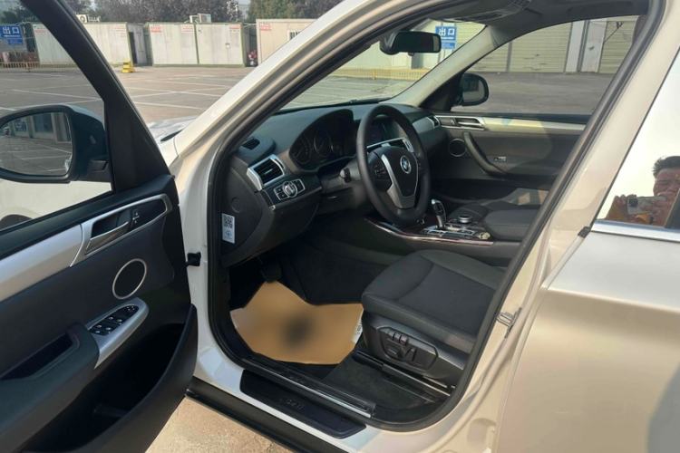 Used BMW X3 2016 sDrive20i Interior 5