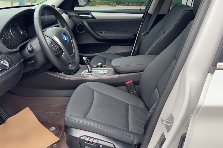Used BMW X3 2016 sDrive20i Interior 7
