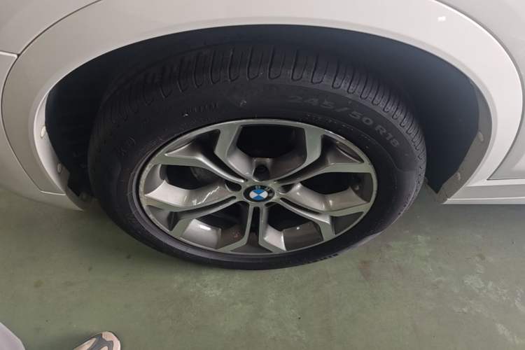 Used BMW X3 2016 xDrive20i M Sport Edition Left Front Wheel Hub