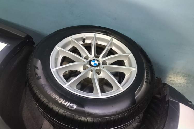 Used BMW X3 2016 sDrive20i Left Front Wheel Hub