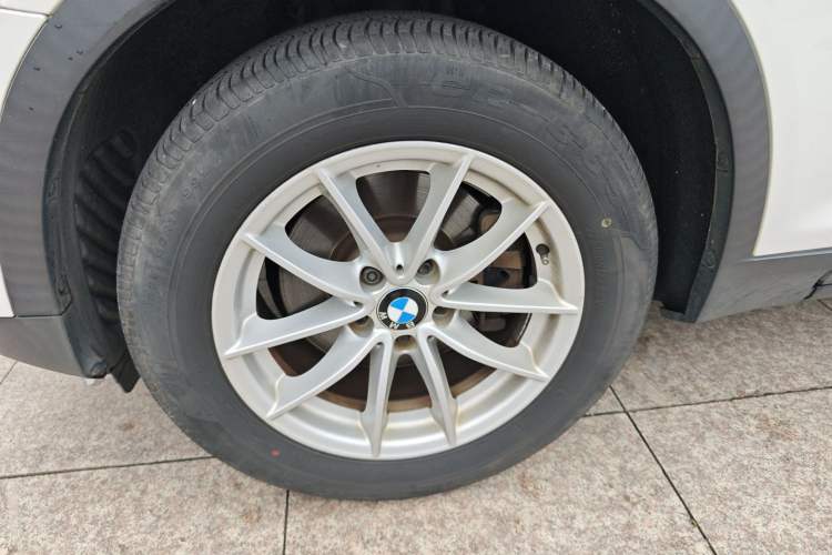Used BMW X3 2016 sDrive20i Left Front Wheel Hub
