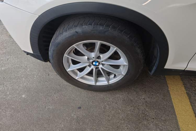 Used BMW X3 2016 sDrive20i Left Front Wheel Hub