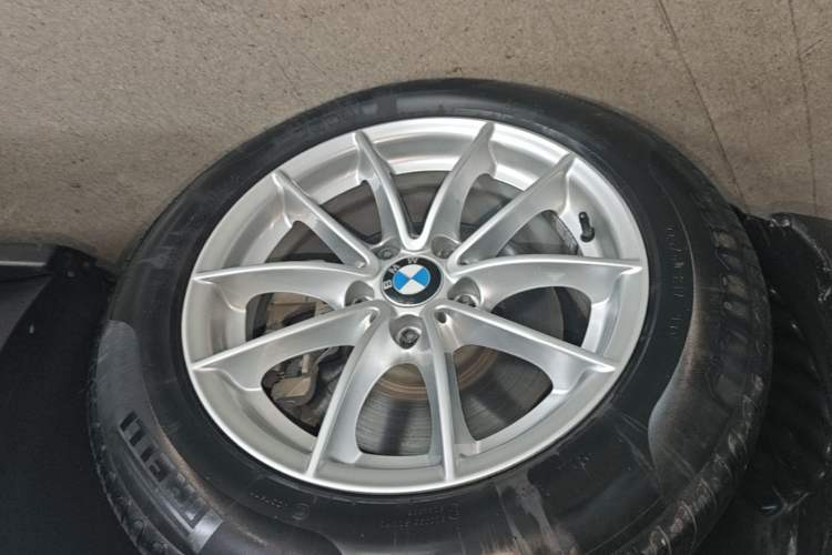 Used BMW X3 2016 sDrive20i Left Front Wheel Hub