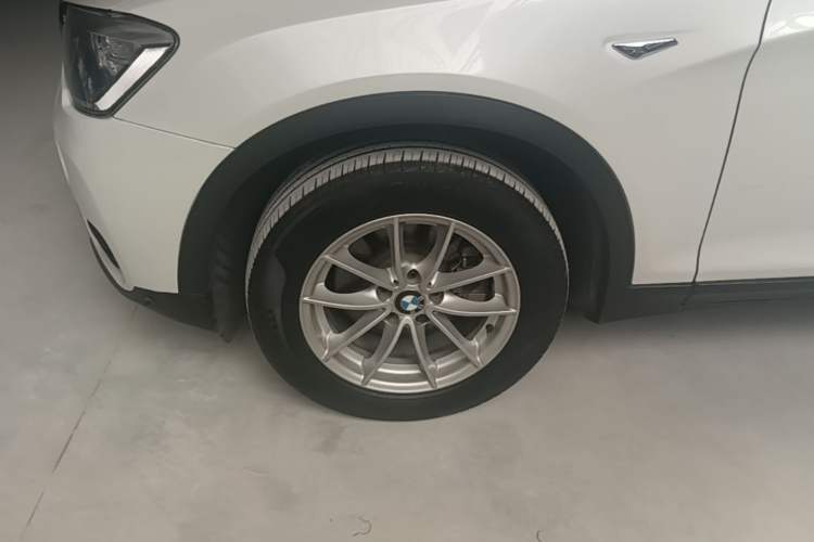 Used BMW X3 2016 sDrive20i Left Front Wheel Hub