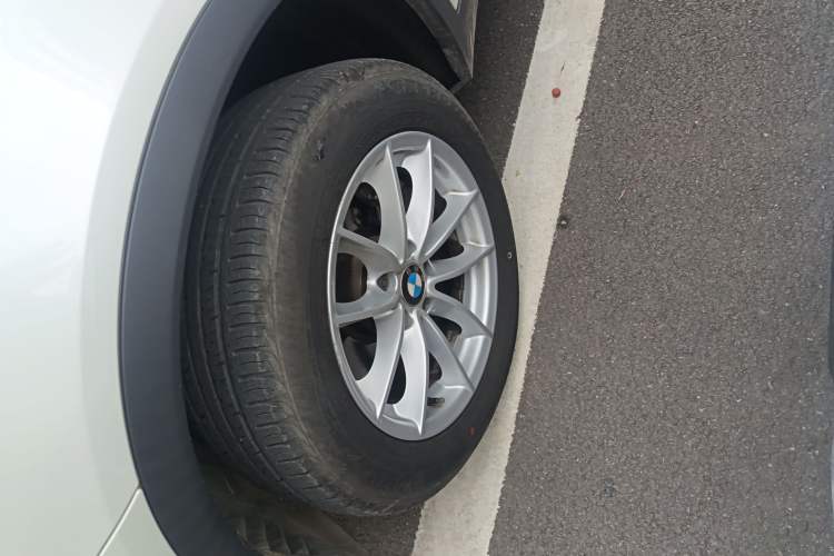 Used BMW X3 2016 sDrive20i Left Front Wheel Hub