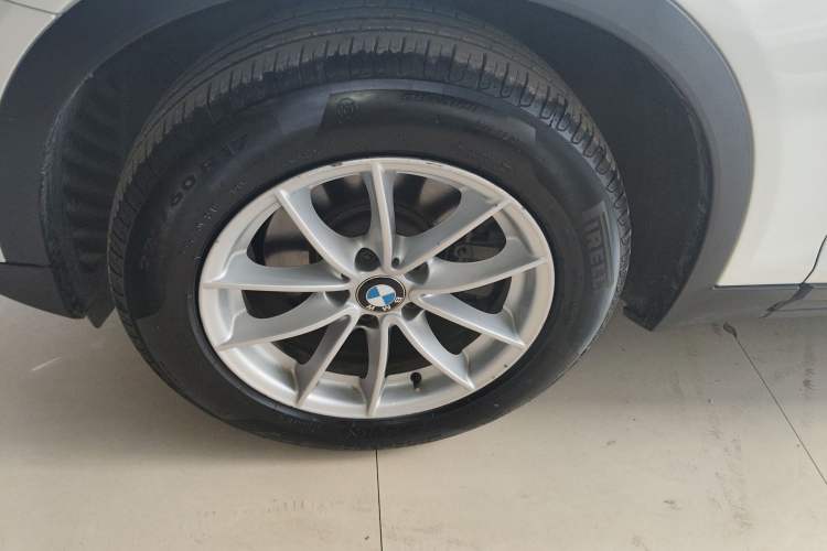 Used BMW X3 2016 sDrive20i Left Front Wheel Hub