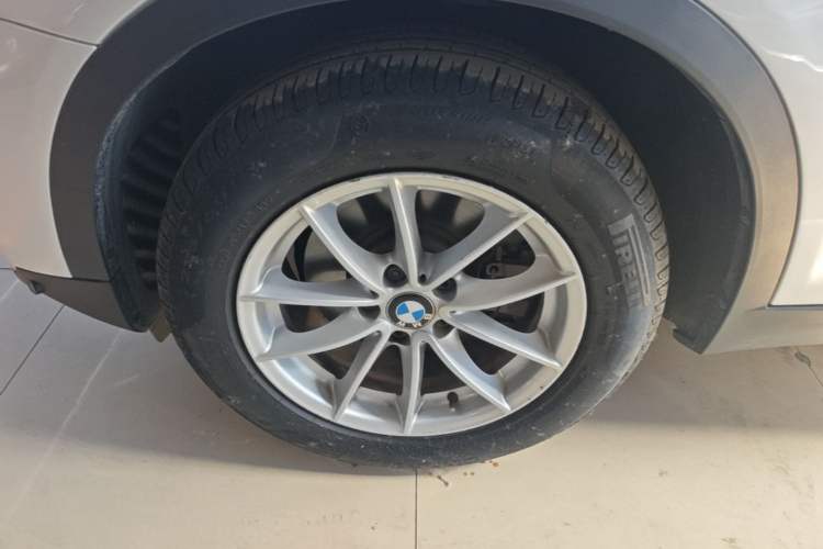 Used BMW X3 2016 sDrive20i Left Front Wheel Hub