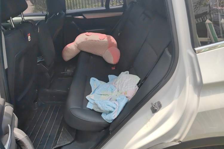 Used BMW X3 2016 sDrive20i Left Rear Seat