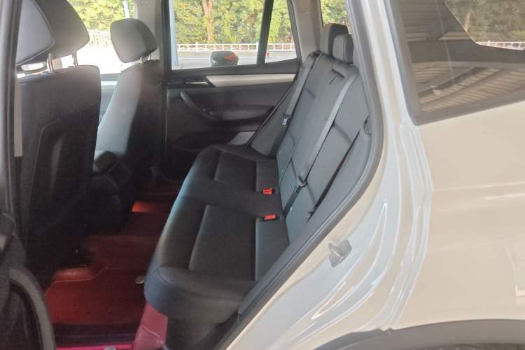 Used BMW X3 2016 sDrive20i Left Rear Seat