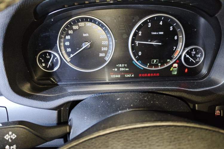 Used BMW X3 2016 sDrive20i Odometer Close Up