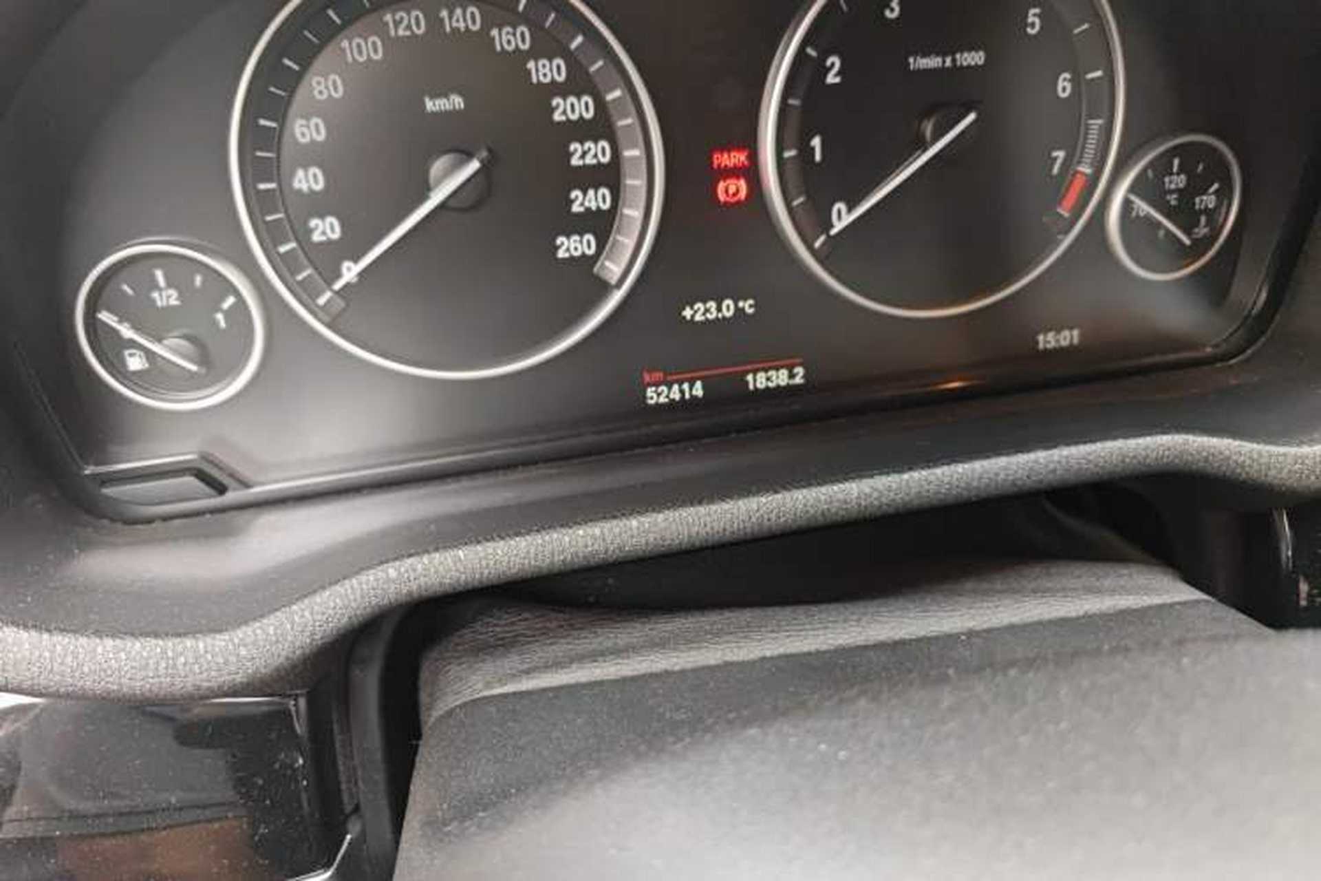 Used BMW X3 2016 xDrive20i M Sport Edition Odometer Close Up