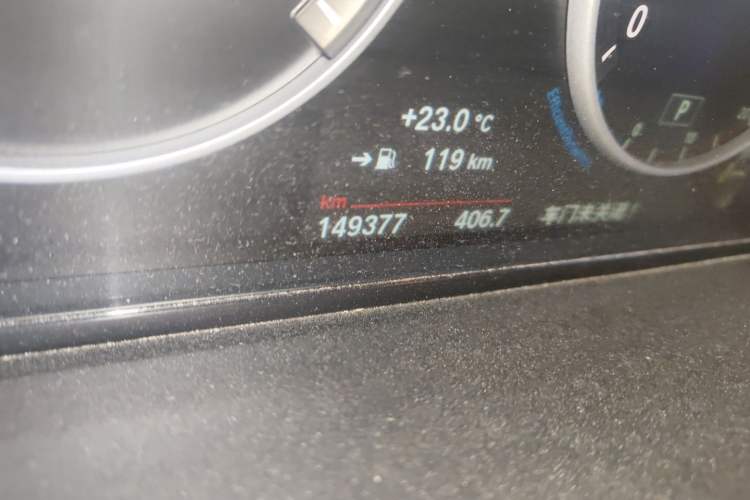 Used BMW X3 2016 sDrive20i Odometer Close Up