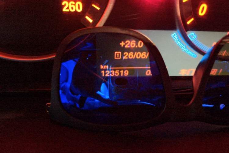 Used BMW X3 2016 sDrive20i Odometer Close Up