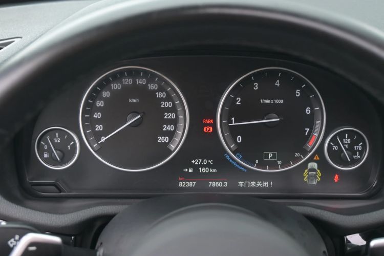 Used BMW X3 2016 xDrive20i M Sport Edition Odometer Close Up