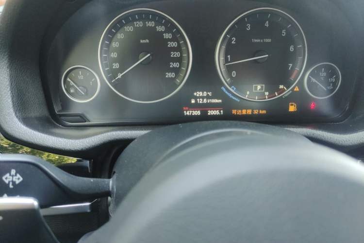 Used BMW X3 2016 xDrive20i M Sport Edition Odometer Close Up